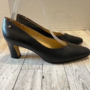 Vintage Etienne Aigner Taylor Chunky Heels Size 8M Dark Gray Leather Spain